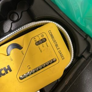 Bacharach leakator 10 gas leak detector